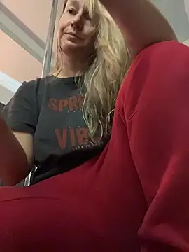 Vivian MayXxX online show from 04/04/26, 04:35