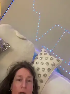 Vivian MayXxX online show from 02/20/26, 09:39