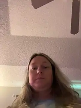 Vivian MayXxX online show from 07/17/26, 08:06