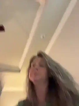 Vivian MayXxX online show from 11/22/25, 10:41