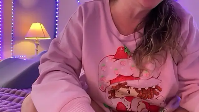 Vivian MayXxX online show from 12/18/25, 09:40