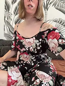 Snapshot of Daisy_Michto_Officiel chatting on 05/22/26, 01:09 Daisy Michto Officiel online show from 05/22/26, 01:09