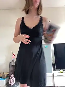 Snapshot of Daisy_Michto_Officiel chatting on 03/06/25, 03:02 Daisy Michto Officiel online show from 03/06/25, 03:02