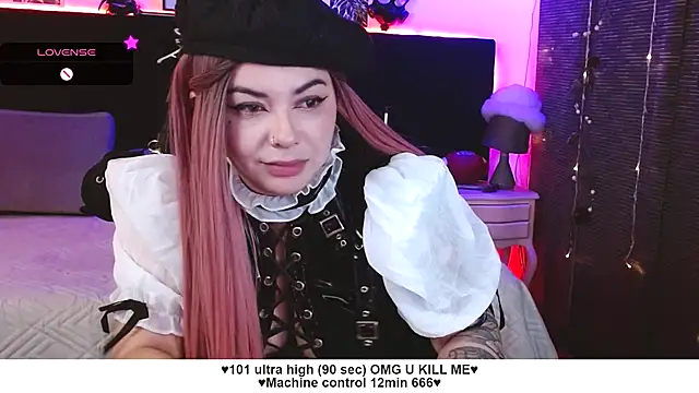 Snapshot of Liah_santos chatting on 10/06/25, 12:50 Liah santos online show from 10/06/25, 12:50