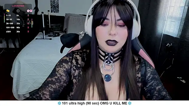 Liah santos online show from 04/30/26, 05:53