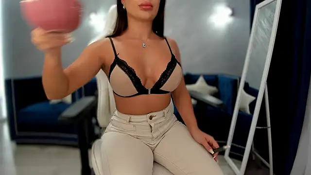 Snapshot of _missperfection_ chatting on 07/08/26, 01:41 missperfection online show from 07/08/26, 01:41