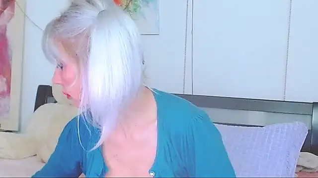 HoneyLara online show from 03/23/26, 08:08