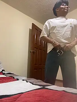 stuard-19 online show from 11/28/25, 06:46