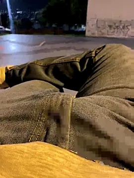 stuard-19 online show from 11/22/25, 04:44