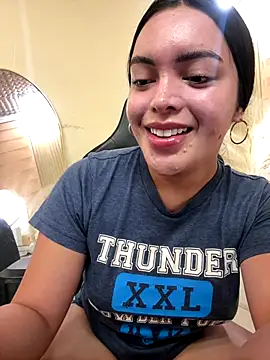 HotstuffCherrySummer online show from 11/12/25, 08:18