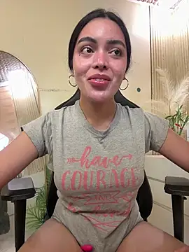 HotstuffCherrySummer online show from 04/10/26, 08:54