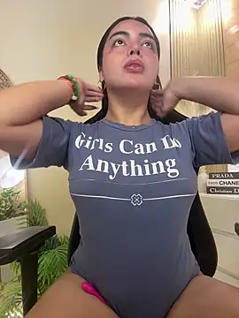 HotstuffCherrySummer online show from 03/02/25, 05:54