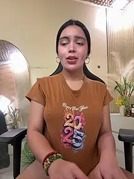 HotstuffCherrySummer online show from 05/25/26, 10:36