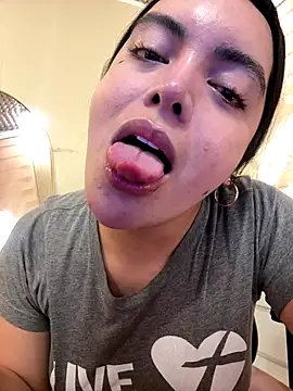 HotstuffCherrySummer online show from 10/22/25, 07:08