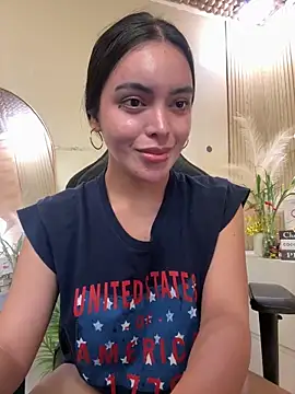 HotstuffCherrySummer online show from 05/11/26, 04:15