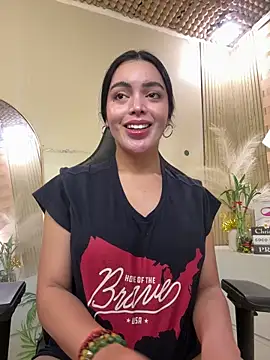 HotstuffCherrySummer online show from 04/05/26, 11:06