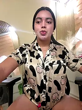 HotstuffCherrySummer online show from 10/08/25, 07:54