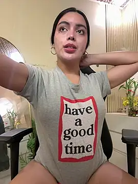 HotstuffCherrySummer online show from 03/06/26, 10:54