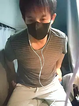 tarou08700870 online show from 04/05/26, 07:53