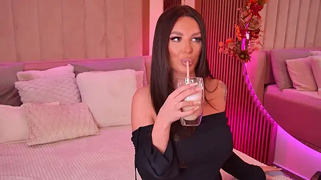 kaya b online show from 11/19/25, 08:31