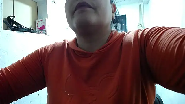 nattashafoxx online show from 12/02/25, 12:11