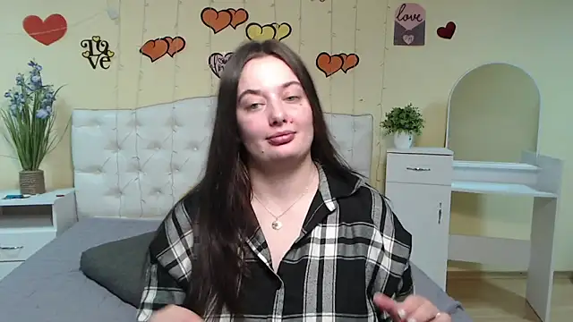 MilanaPrice online show from 03/11/25, 06:30