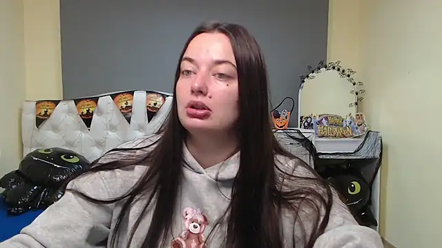 MilanaPrice online show from 10/18/25, 11:12