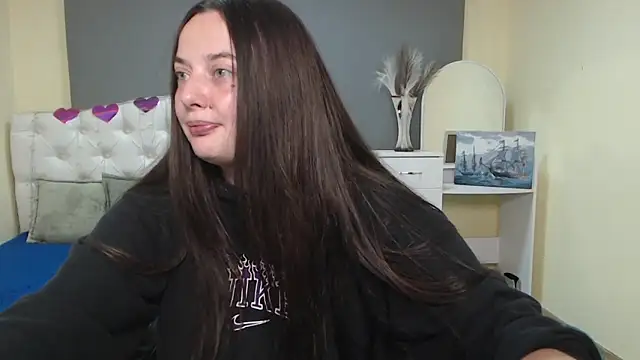 MilanaPrice online show from 09/29/25, 05:29