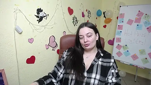 MilanaPrice online show from 02/13/25, 03:39