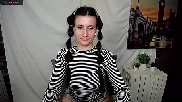 MaryEm976 online show from 03/16/25, 12:00