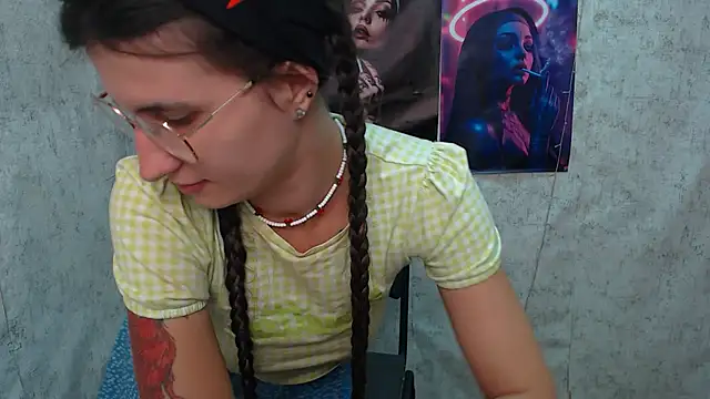 MaryEm976 online show from 08/05/26, 04:39