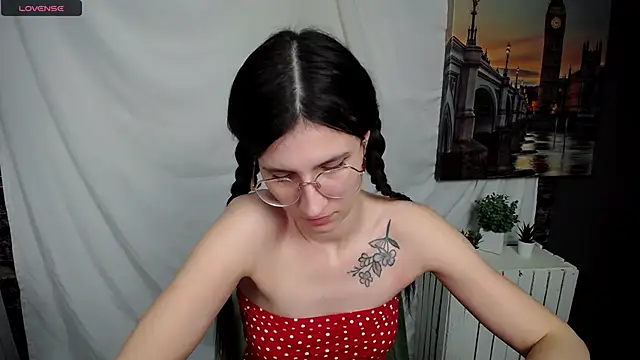 MaryEm976 online show from 03/14/25, 05:46