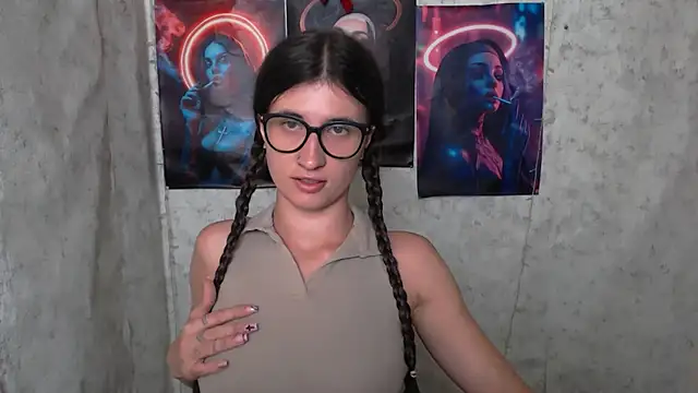 MaryEm976 online show from 07/04/26, 07:37