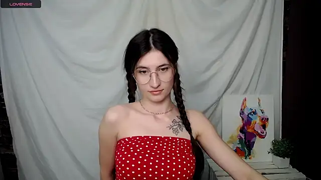 MaryEm976 online show from 03/10/25, 08:39