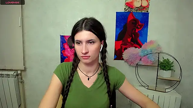 MaryEm976 online show from 11/30/25, 12:17