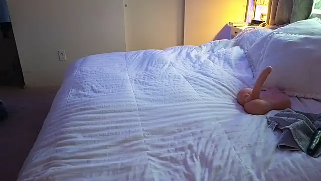 JESS LOVES online show from 02/22/26, 05:25