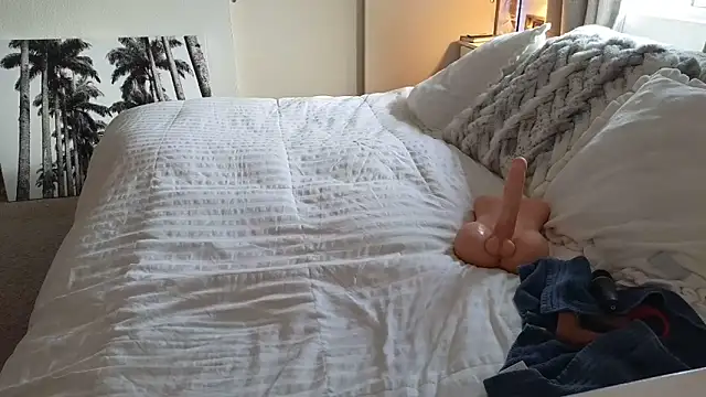 JESS LOVES online show from 03/21/26, 04:11