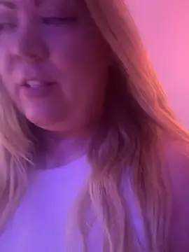 JESS LOVES online show from 11/23/25, 06:29