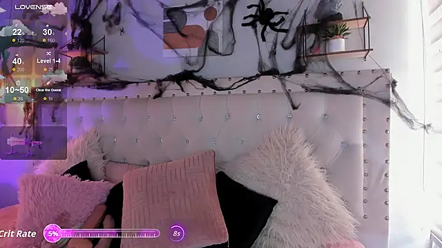 Atenea Klett  online show from 11/01/25, 02:22