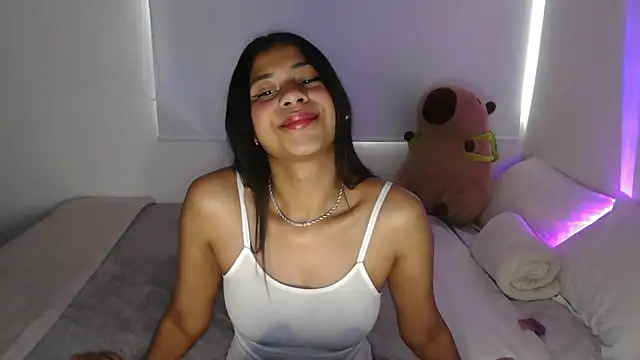 Snapshot of dark_enchantress_ chatting on 02/23/25, 10:09 dark enchantress online show from 02/23/25, 10:09