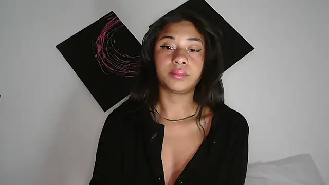 dark enchantress  online show from 10/31/25, 02:30