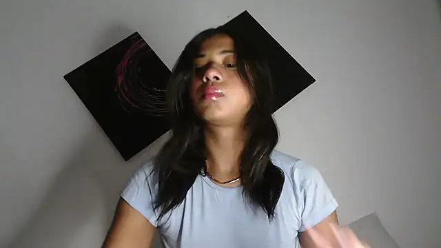 dark enchantress  online show from 11/07/25, 01:32