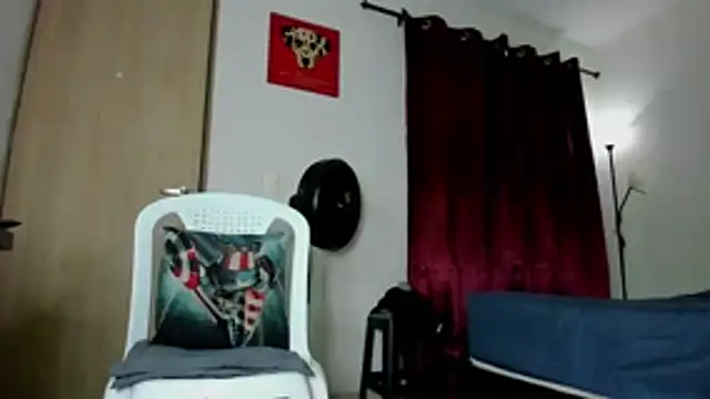 Cloudy pigDude online show from 06/12/26, 04:10