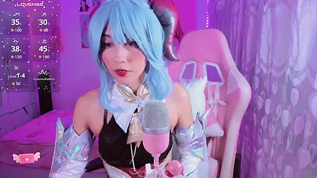 mia kawaii05 online show from 02/19/26, 11:01