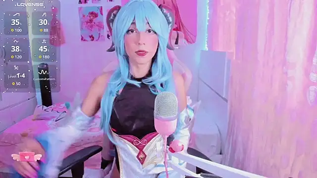 mia kawaii05 online show from 11/10/25, 09:31