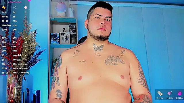 Snapshot of Thomas_chubbyxhot chatting on 02/15/25, 09:16 Thomas chubbyxhot online show from 02/15/25, 09:16