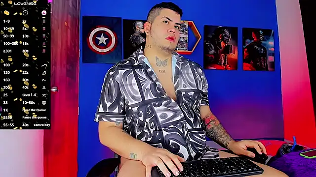 Snapshot of Thomas_chubbyxhot chatting on 09/18/25, 01:36 Thomas chubbyxhot online show from 09/18/25, 01:36