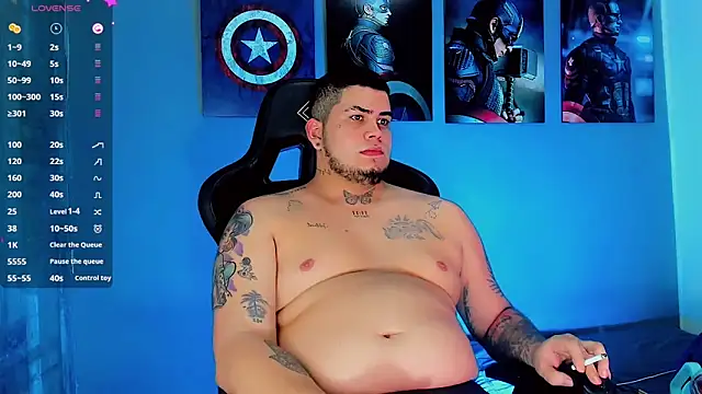 Snapshot of Thomas_chubbyxhot chatting on 03/20/25, 12:54 Thomas chubbyxhot online show from 03/20/25, 12:54
