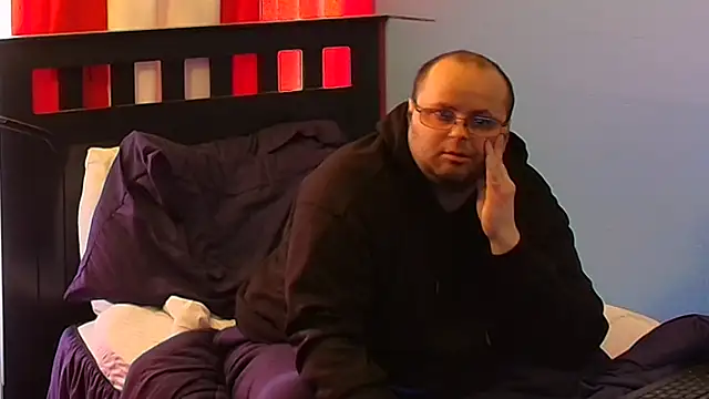 Snapshot of lefty15242 chatting on 01/12/25, 05:33 lefty15242 online show from 01/12/25, 05:33