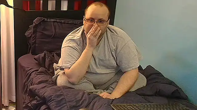 Snapshot of lefty15242 chatting on 03/12/25, 02:30 lefty15242 online show from 03/12/25, 02:30